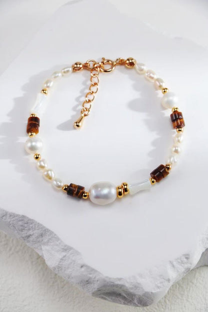 Bracelet doré en argent S925 avec perles naturelles et œil de tigre – packshot produit MeiPerle